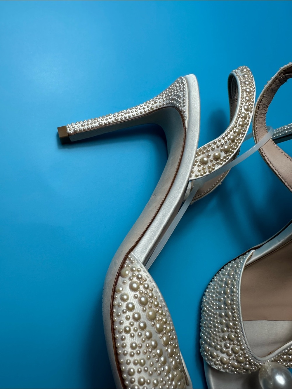 ANTONIO MELANI Pearl-Embellished Ivory Satin Heels - Picture 2 of 12